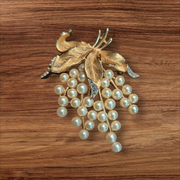 vintage Crown Trifari Gold Grapevine Pearls Brooch Pin Statement Piece Unique - Picture 2 of 8